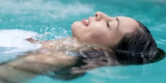 تفسير رؤية السباحة في المنام حسب تفسير ابن سيرين