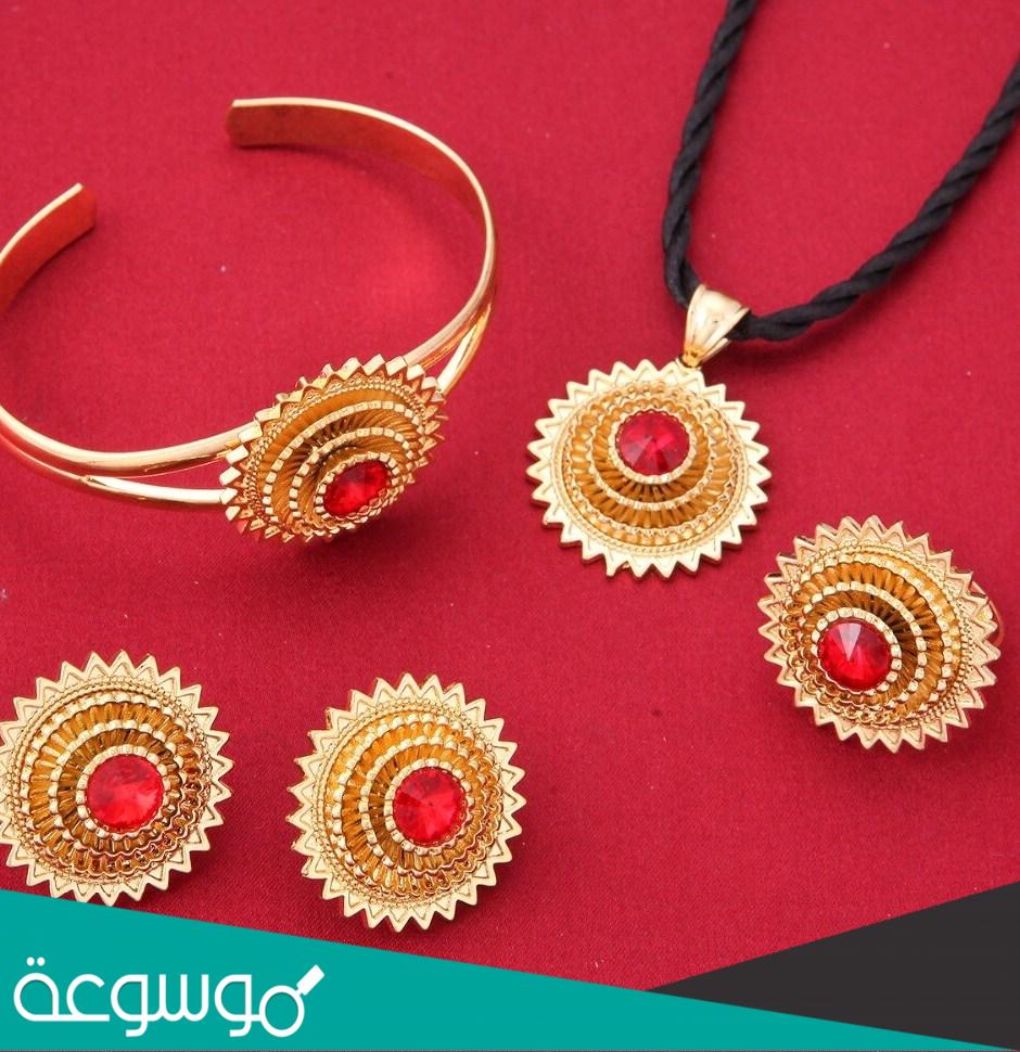 تفسير رؤية ظهور الحلي في المنام حسب تفسير ابن سيرين والنابلسي