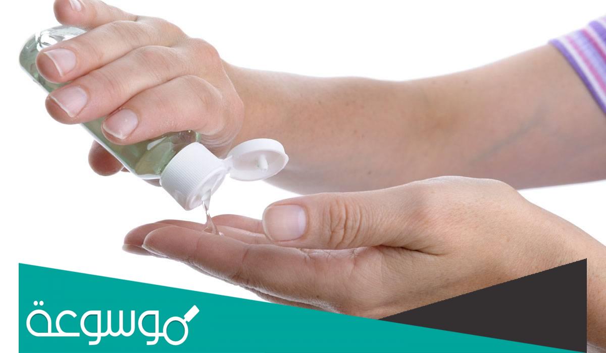 هل يؤثر غسل اليدين بالكحول الموجود بالمعقمات على الوضوء؟