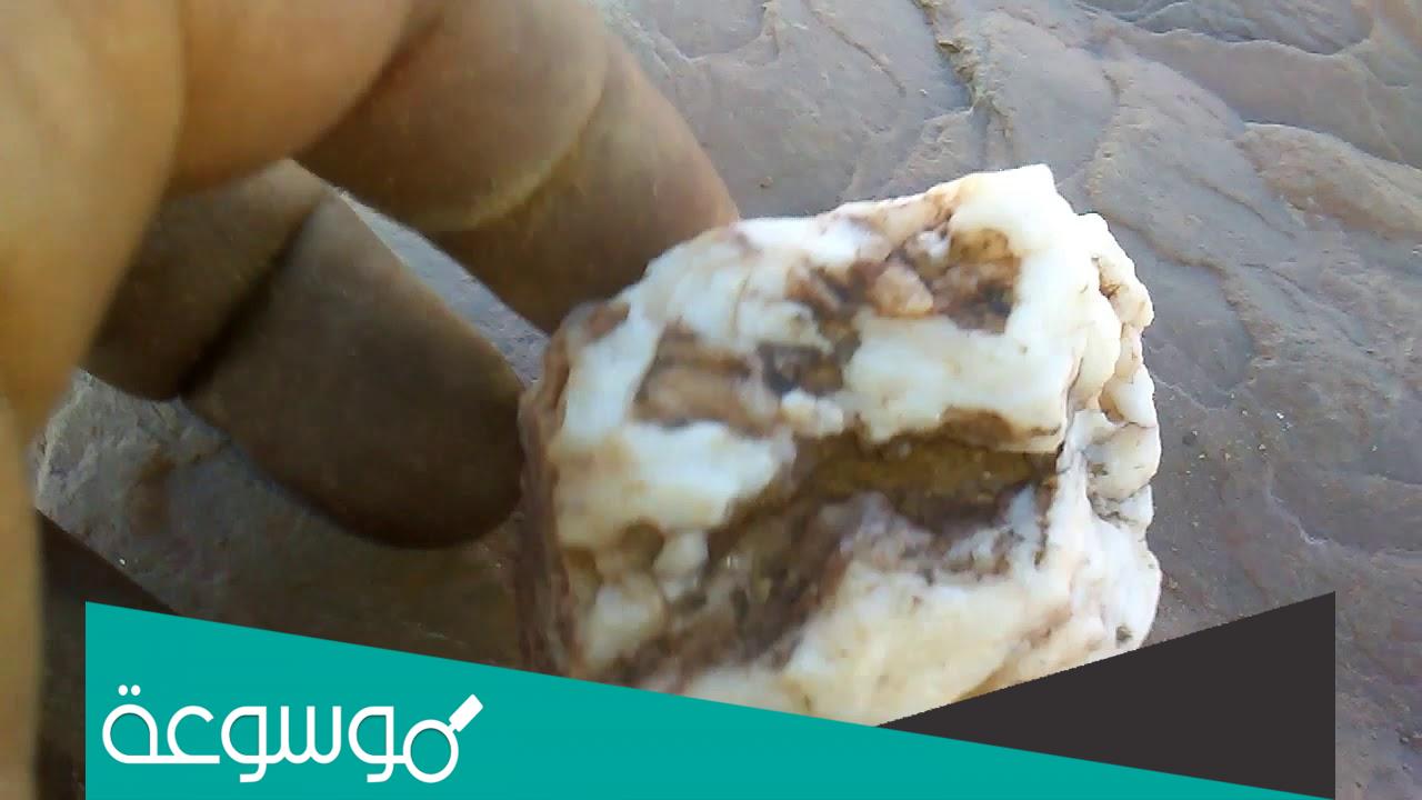 تفسير رؤية نار الحجر في المنام تفسيرات مختلفة