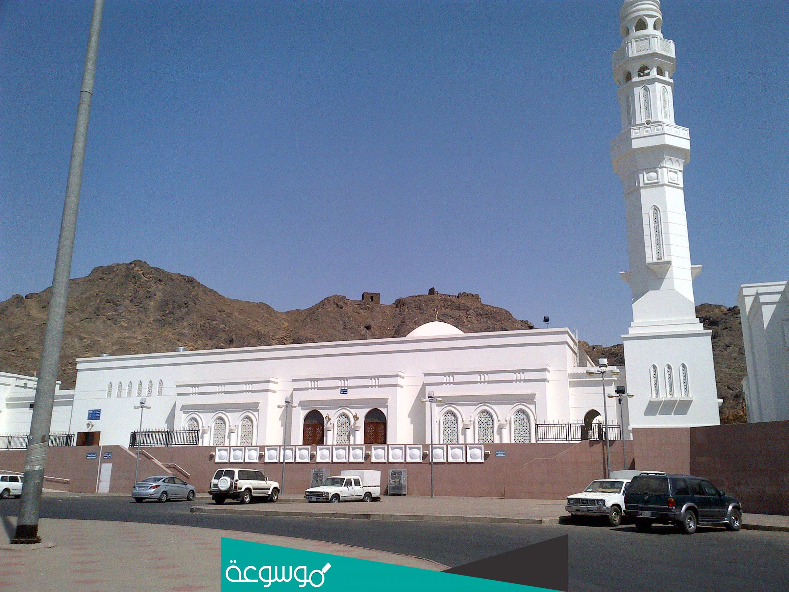 اين تقع مدينة المساجد السبعة