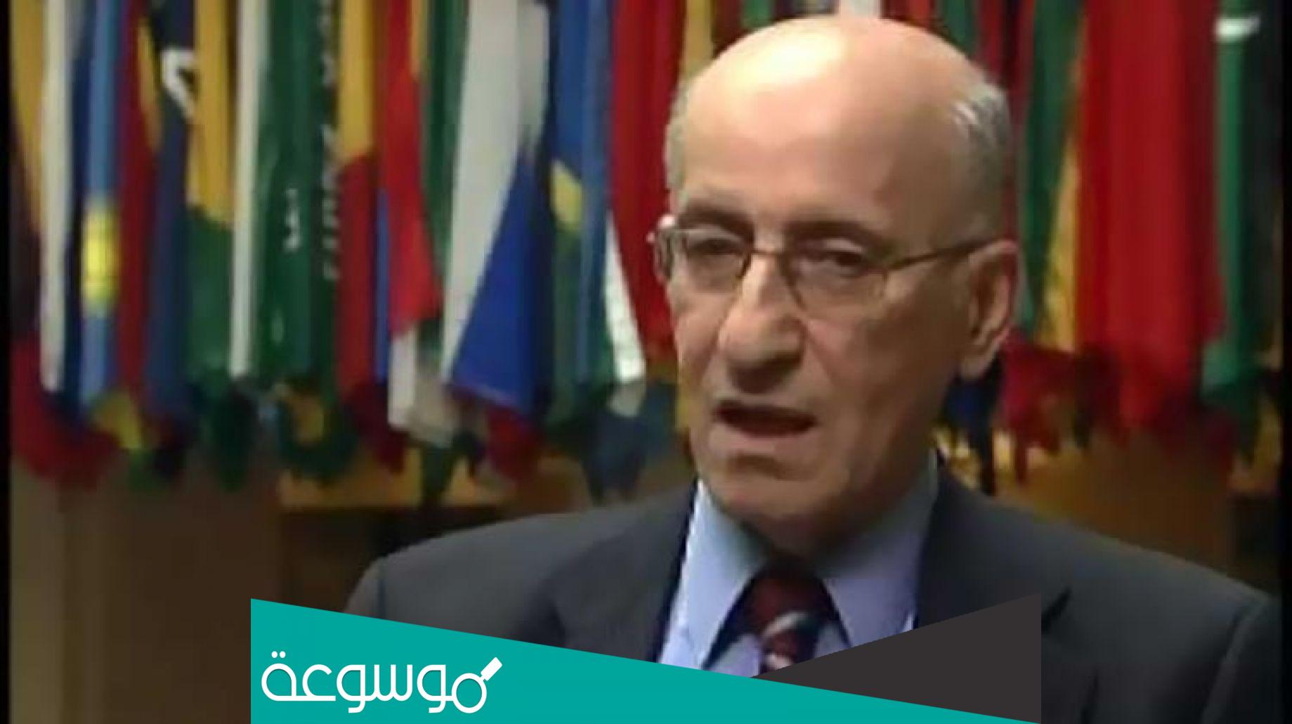 من هو سنان الشبيبي ويكيبيديا