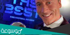 من هو صاحب جائزة أفضل لاعب كرة قدم في العالم