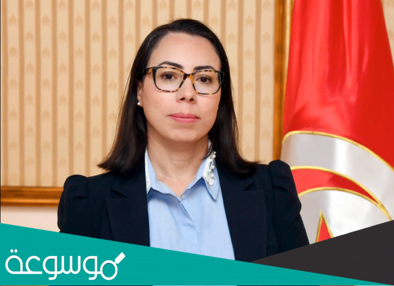 هل نادية عكاشة متزوجة