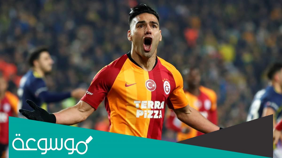 لاعب كرة قدم كولومبي من 6 حروف