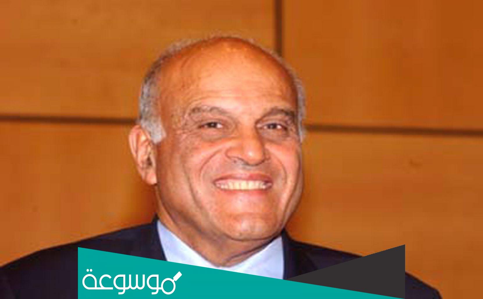 السيرة الذاتية للدكتور مجدى يعقوب