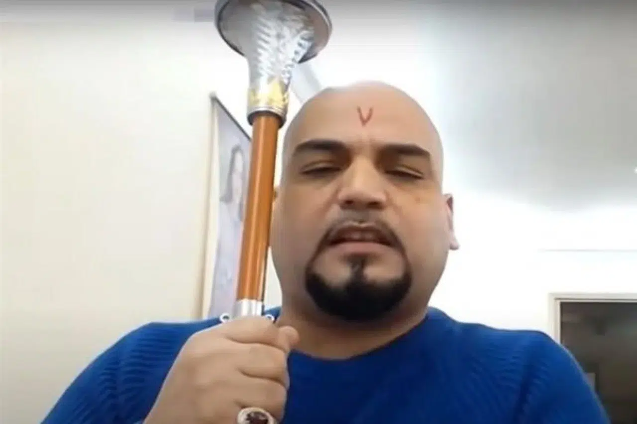 تفاصيل القبض على نشأت مدعي النبوة