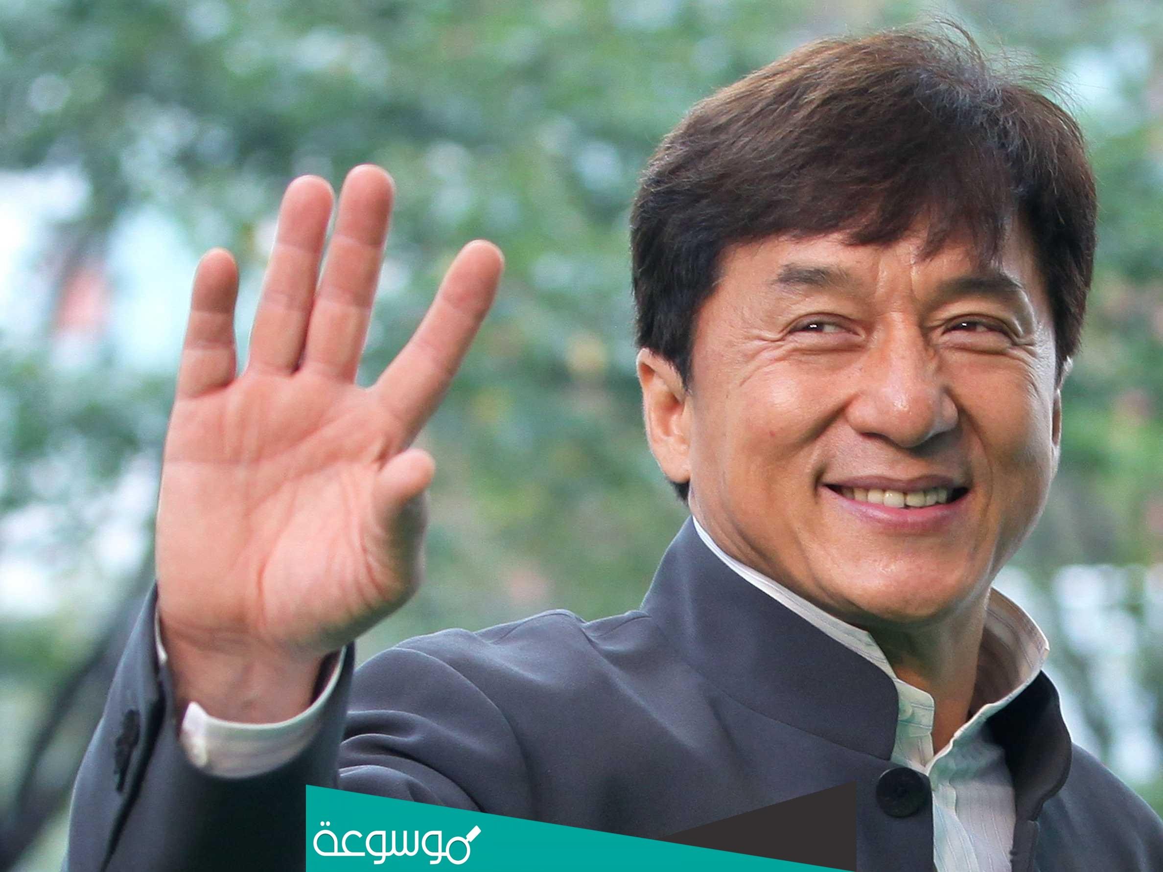 ما هي ديانة جاكي شان