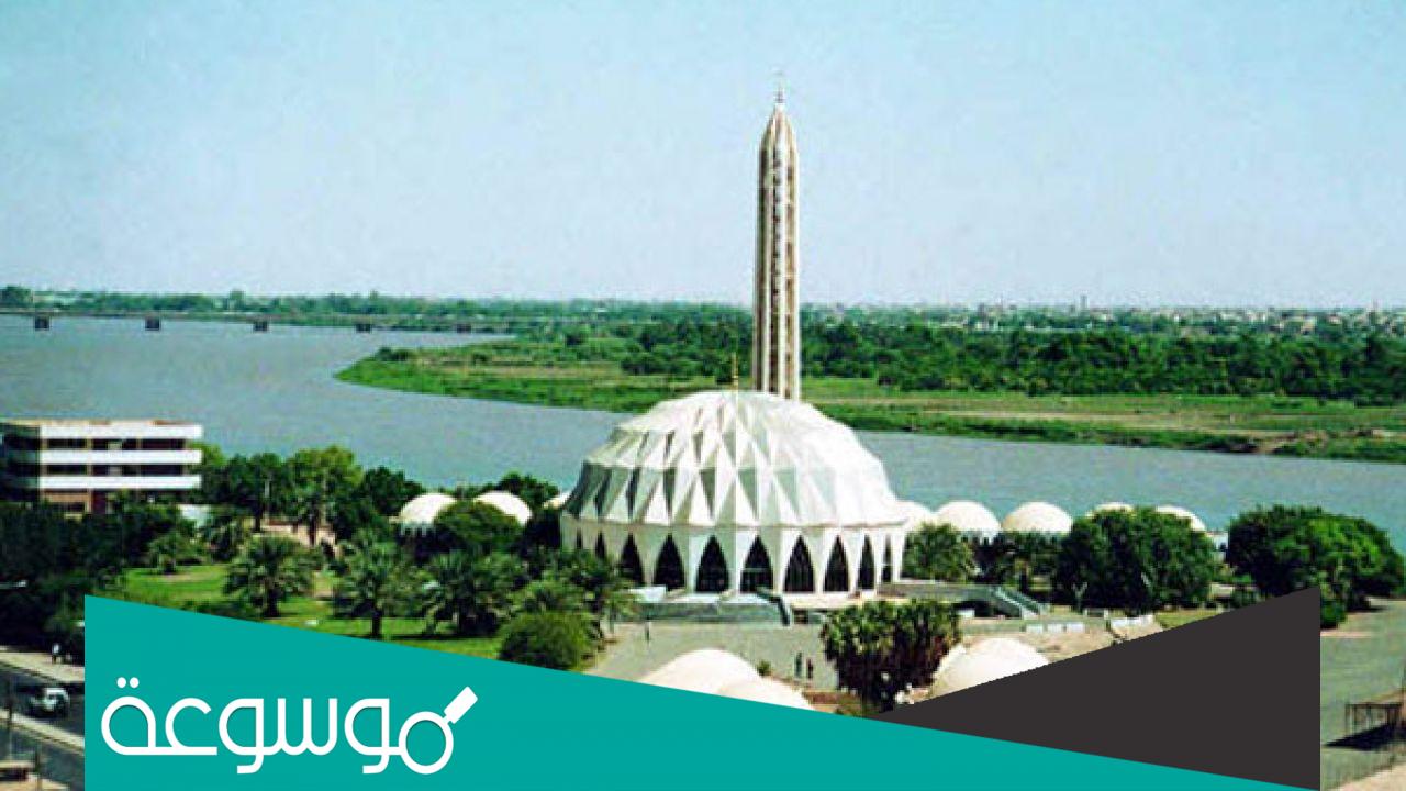 اين توجد مدينة ام درمان ؟