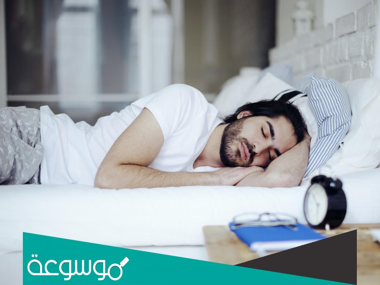 تفسير رؤية إعطاء الميت عنب اخضر في المنام لابن سيرين