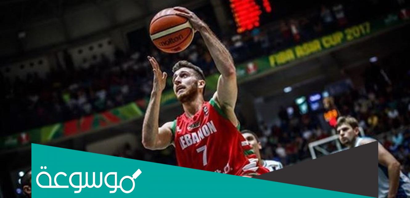 ما هي ديانة وائل عرقجي