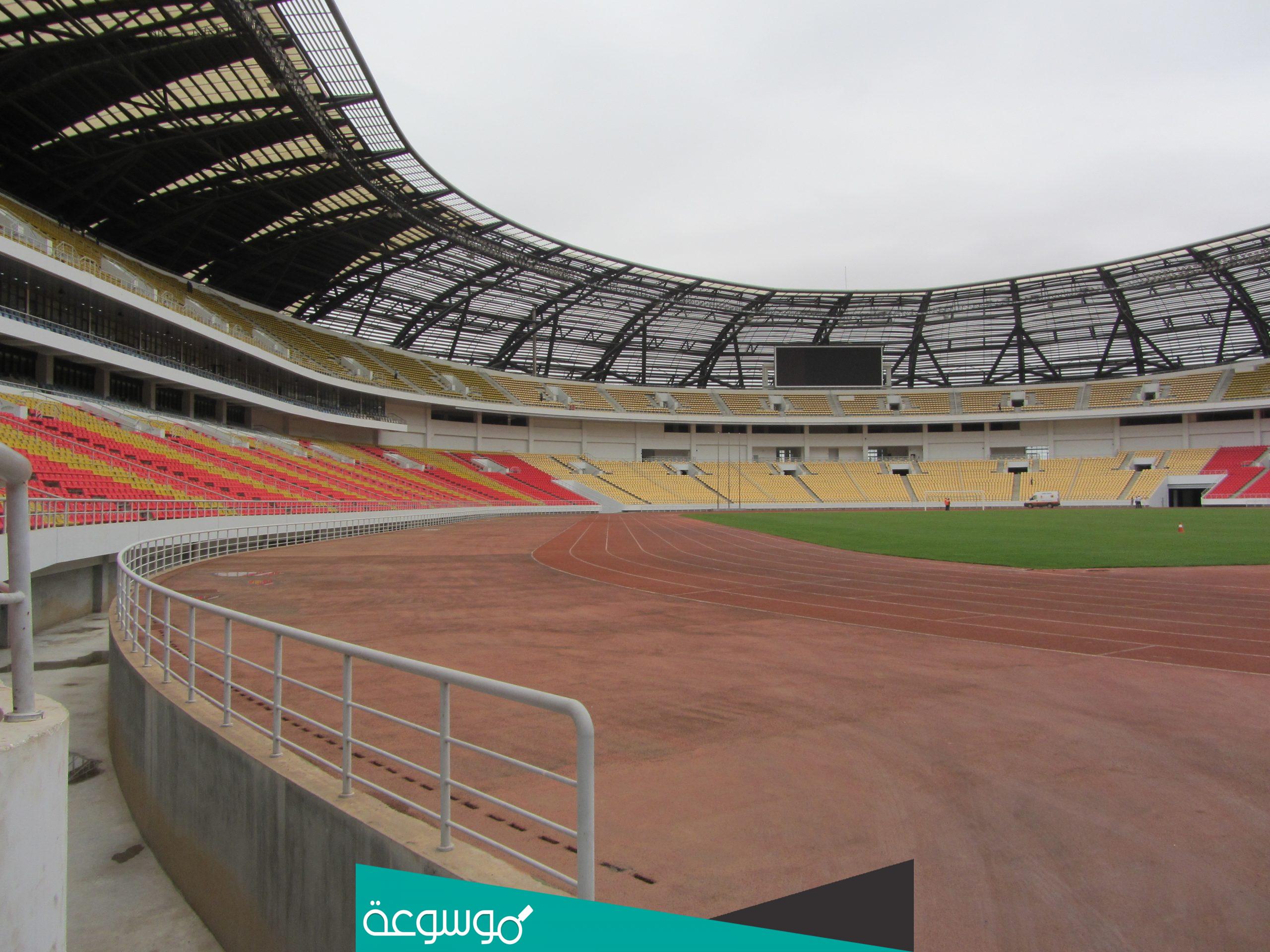 أين يقع ملعب 11 نوفمبر