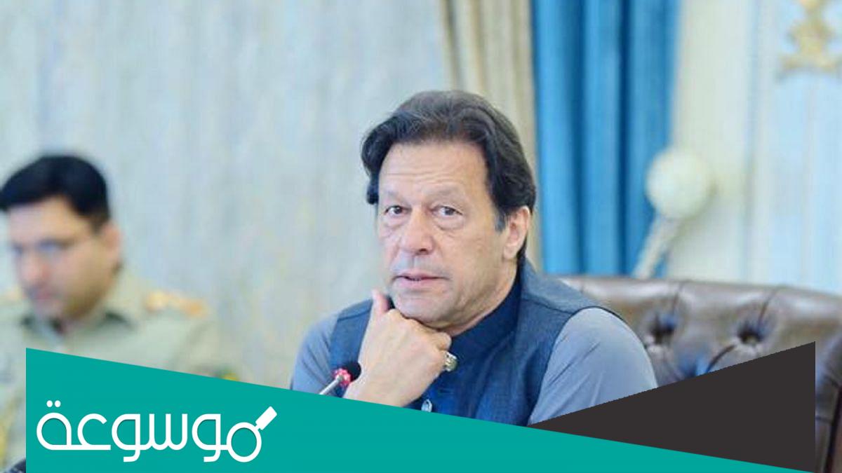 هل عمران خان شيعي أو سني