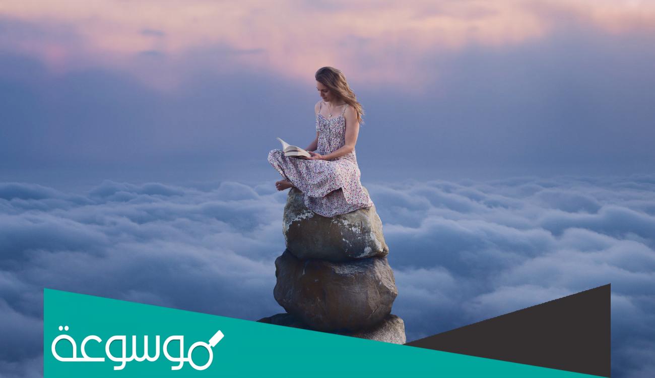 تفسير حلم الميت ينظر إلى الحي بمختلف التأويلات لكبار