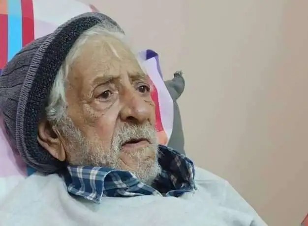 سبب وفاة عبدالله القهالي الإعلامي البارز في إذاعة صنعاء