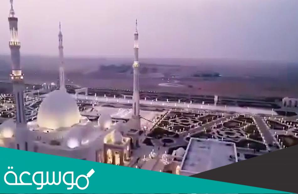 كم عدد المساجد في مصر