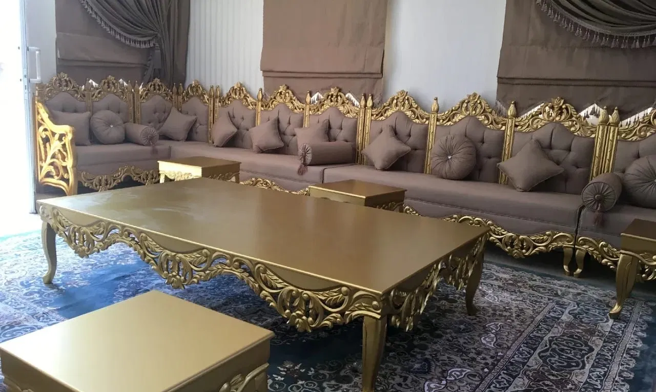 كم سعر تنجيد الكنب