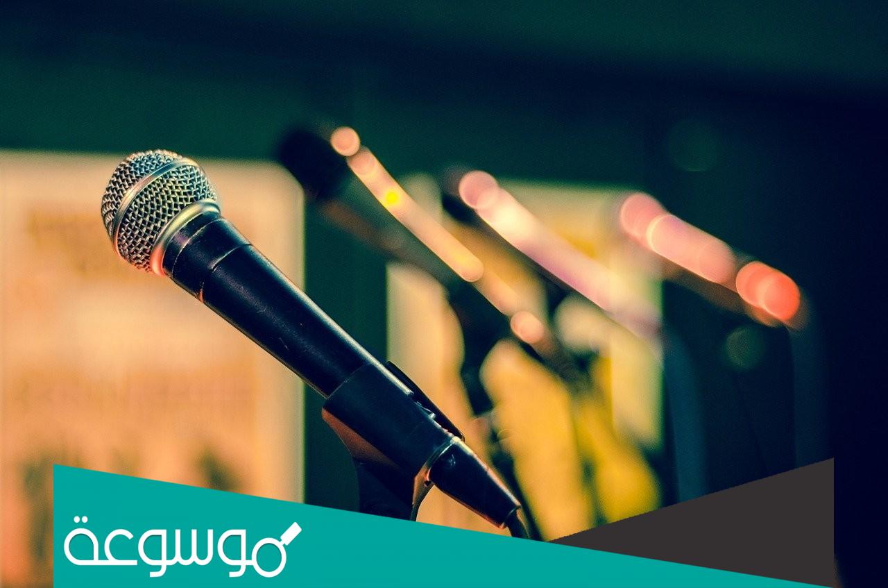 هذي اول مره اشوفك بعيني كلمات