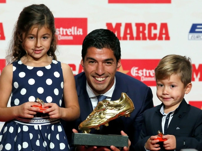 حساب انستقرام دلفينا سواريز