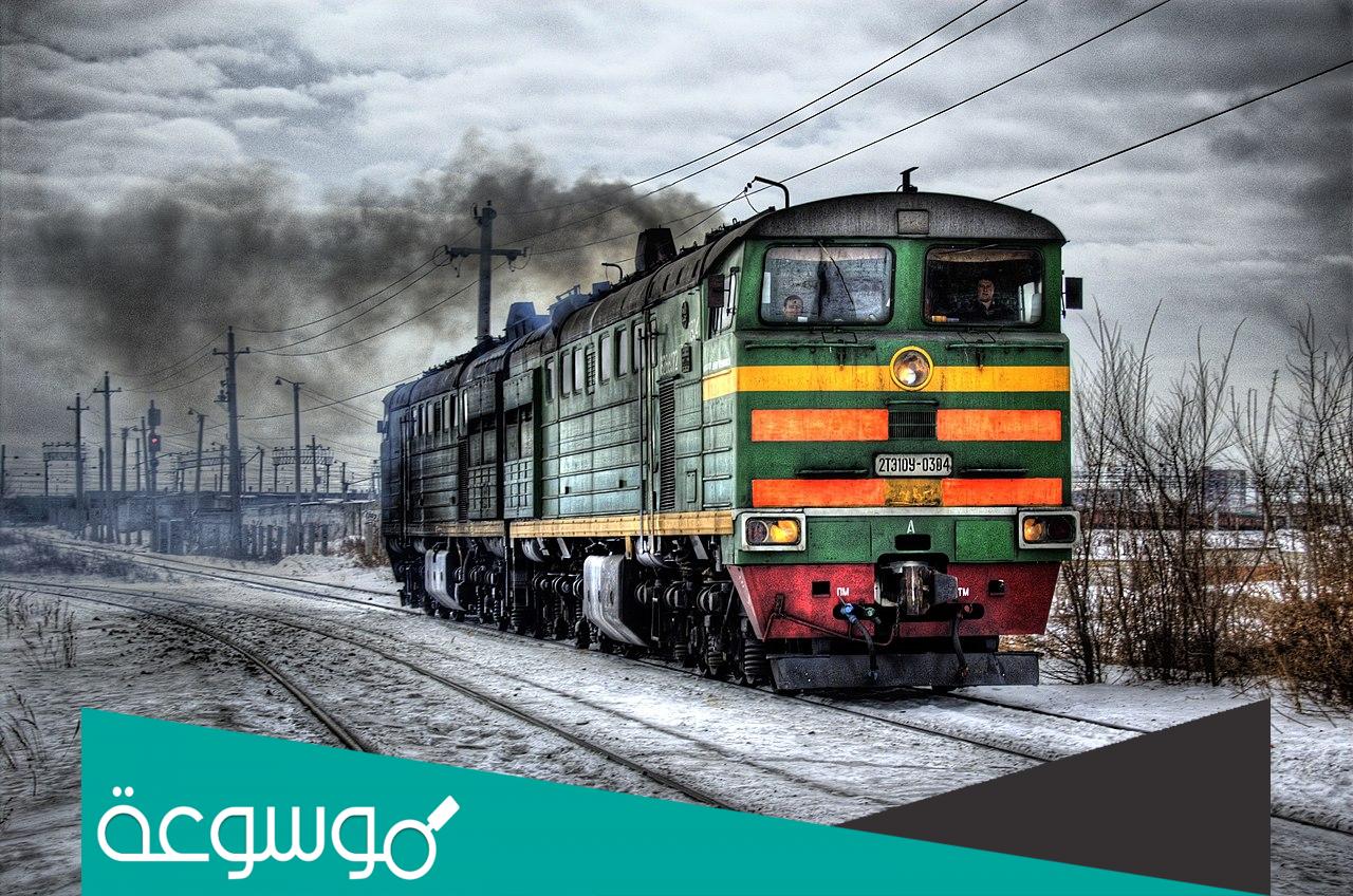 اين انشئت اول سكة حديد في العالم في اي دولة