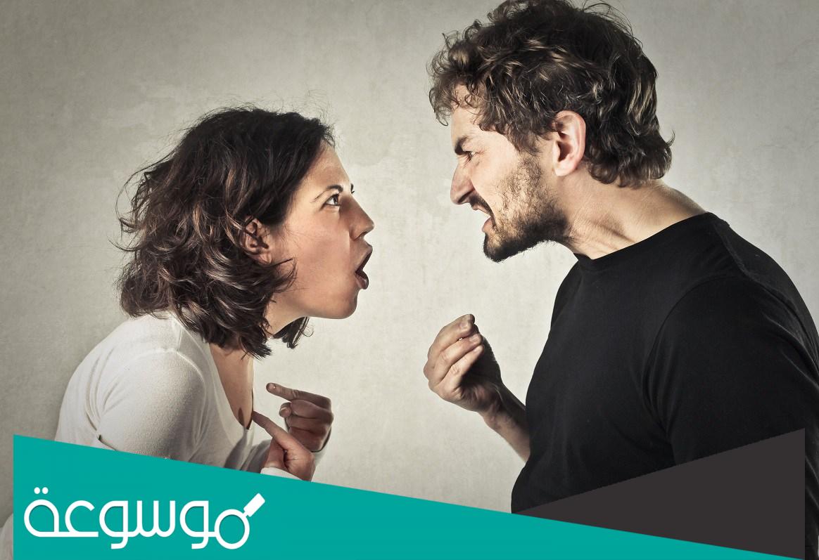 تفسير حلم الشجار بالكلام مع شخص اعرفه للعزباء