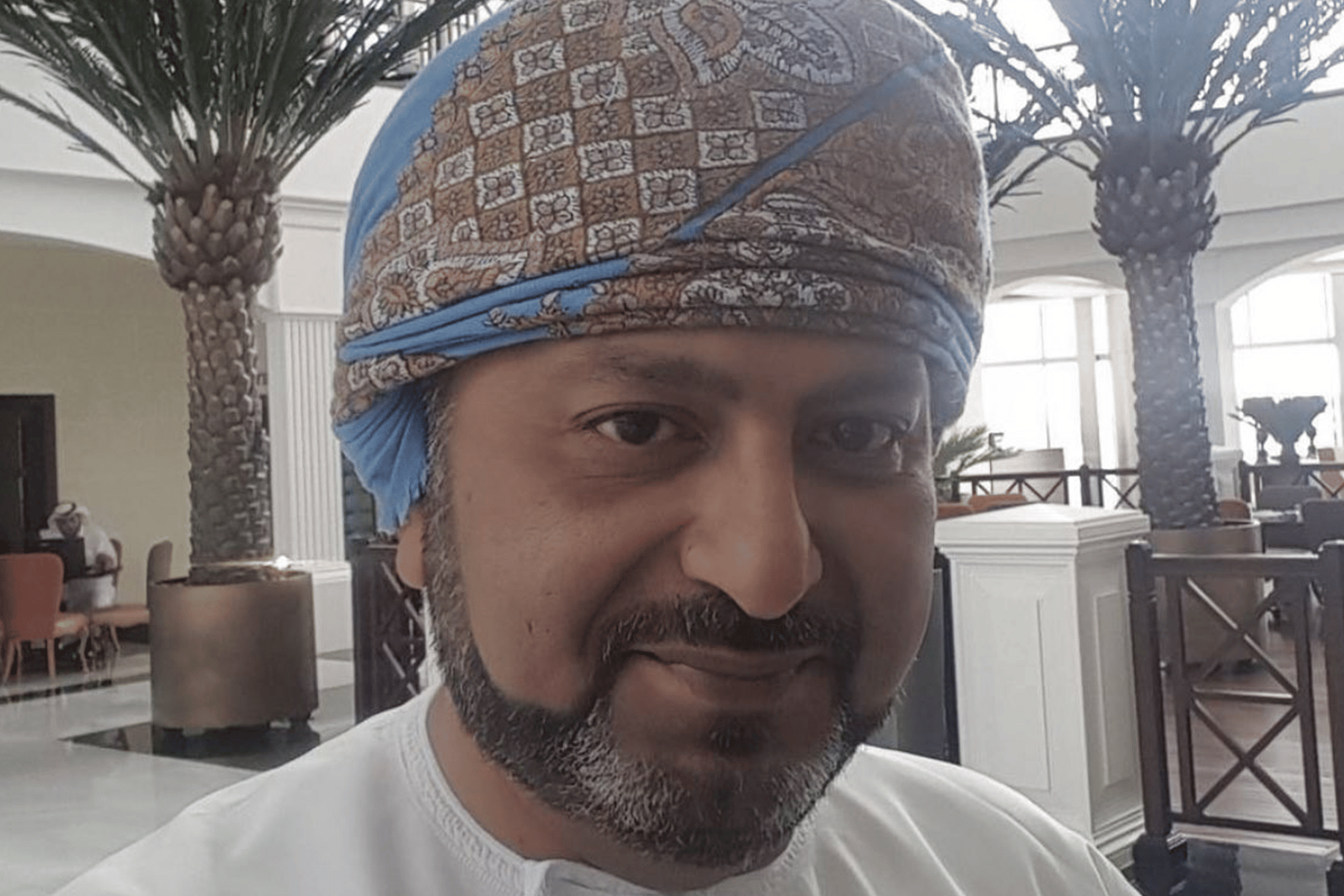 سبب وفاة أنيس الحبيب المخرج العماني