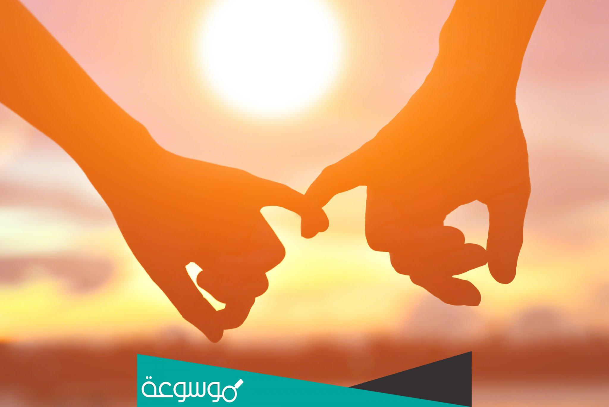 لماذا تهرب الفتاة من الشاب الذي يحبها