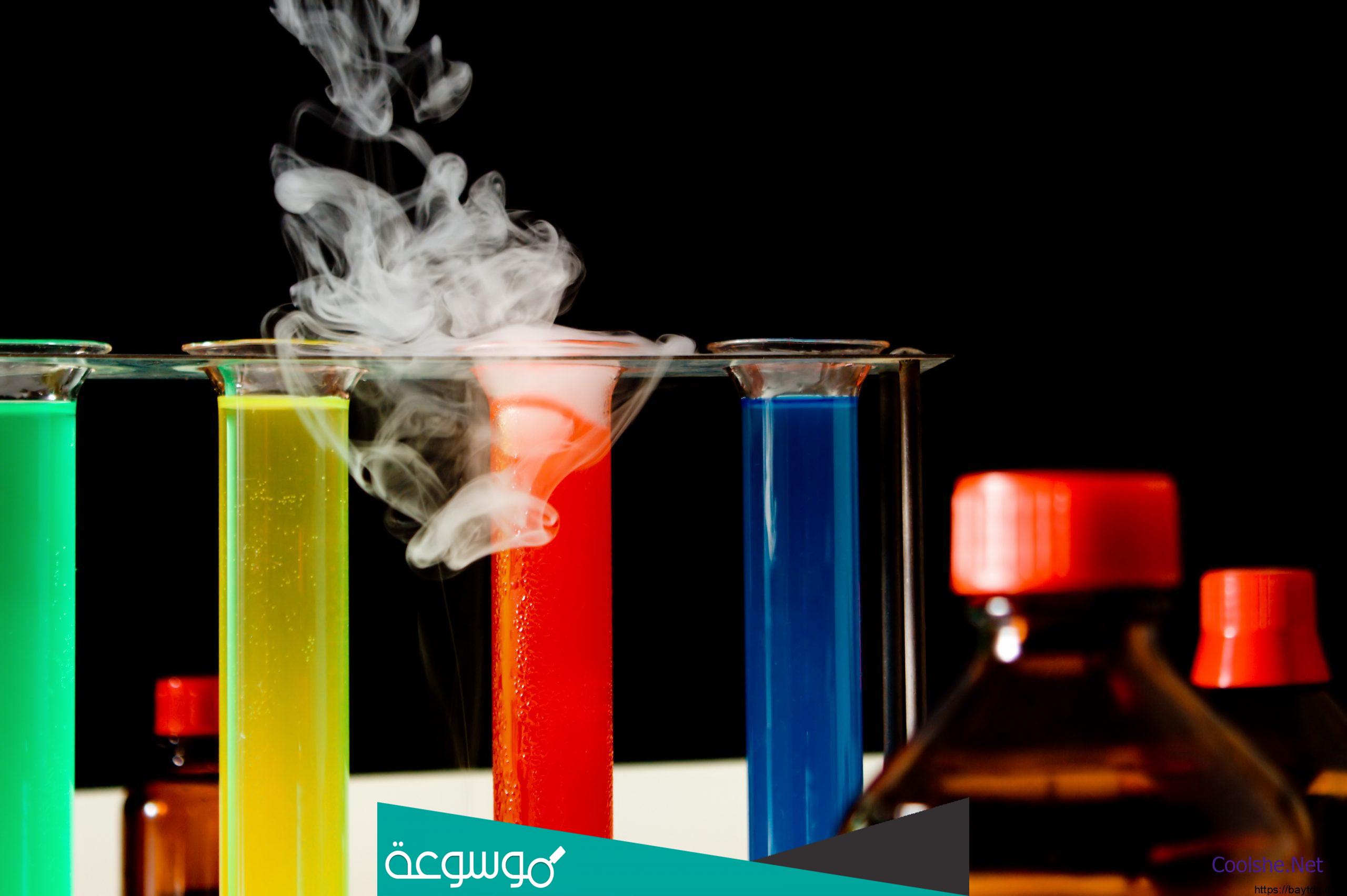 ما هو العلم الذي أطلق عليه العرب علم الحجر