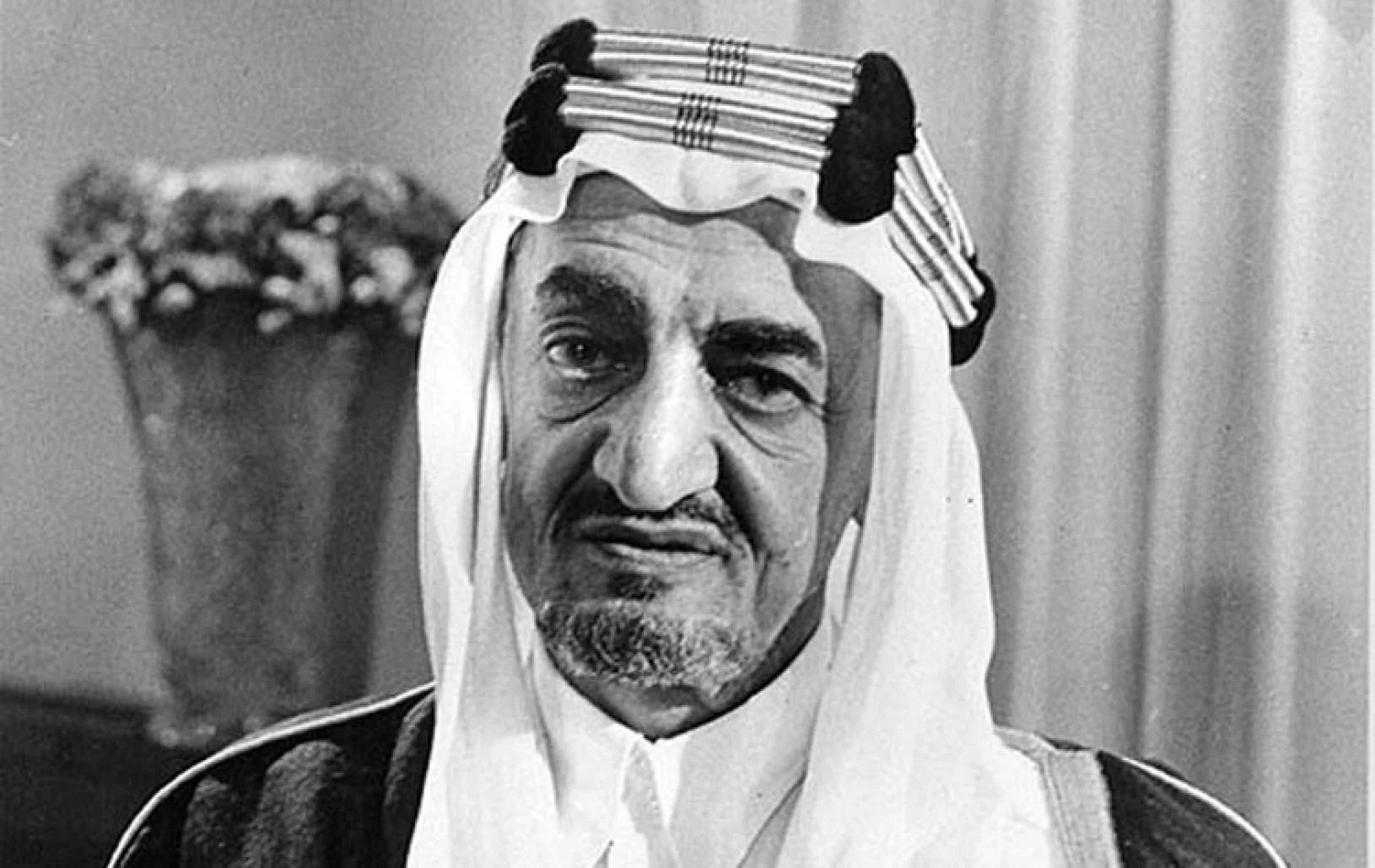 الملك فيصل رحمه الله تبرع كم دولار للجيش المصري