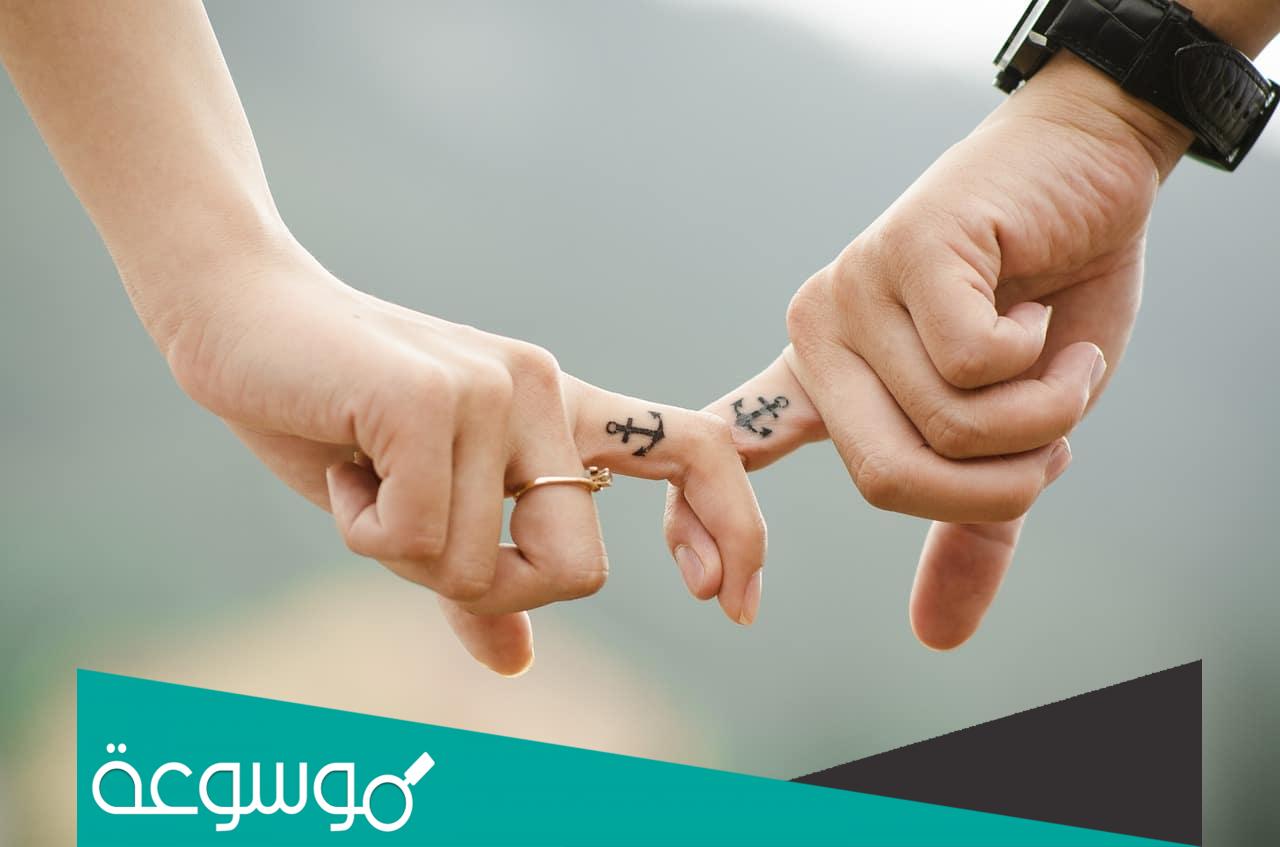 علامات حب الرجل للمرأة من كلامه