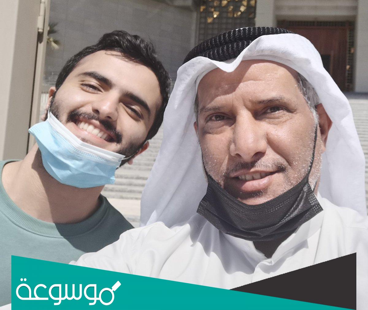 كم عمر طلال سام الحقيقي