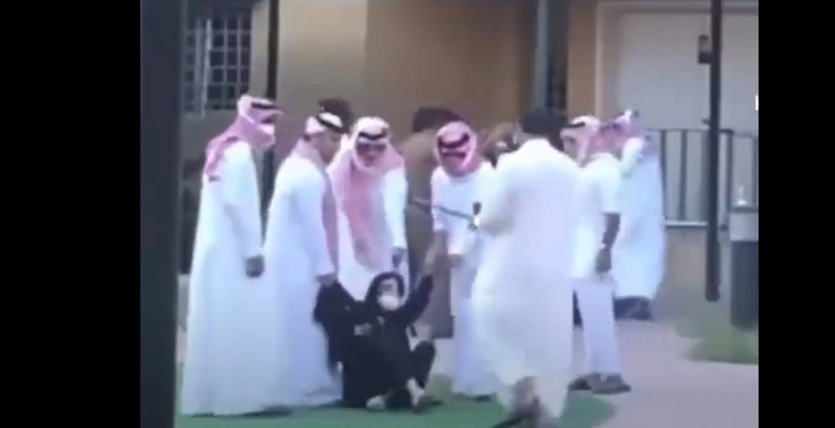 لماذا تم الاعتداء على ايتام خميس مشيط