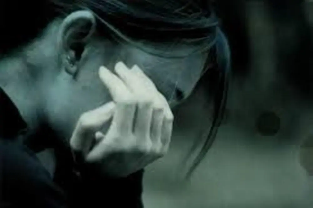 لماذا لا نكتب في خانة الانجازات لحظات المرارة