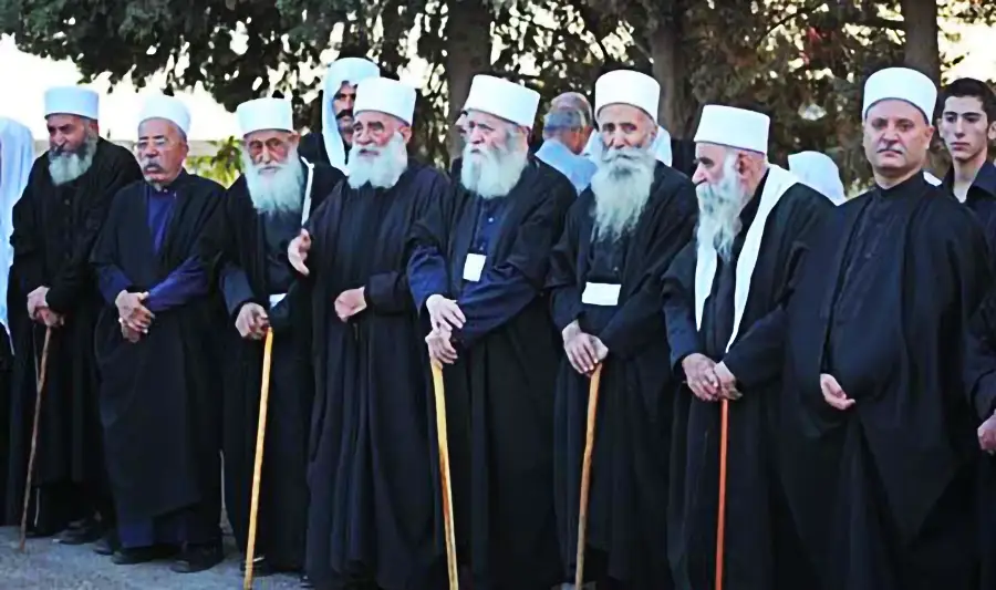 من هم الدروز وما هي ديانتهم