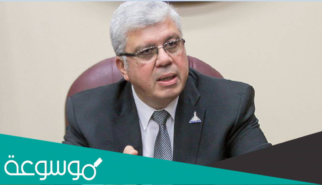 من هو محمد ايمن عاشور ويكيبيديا