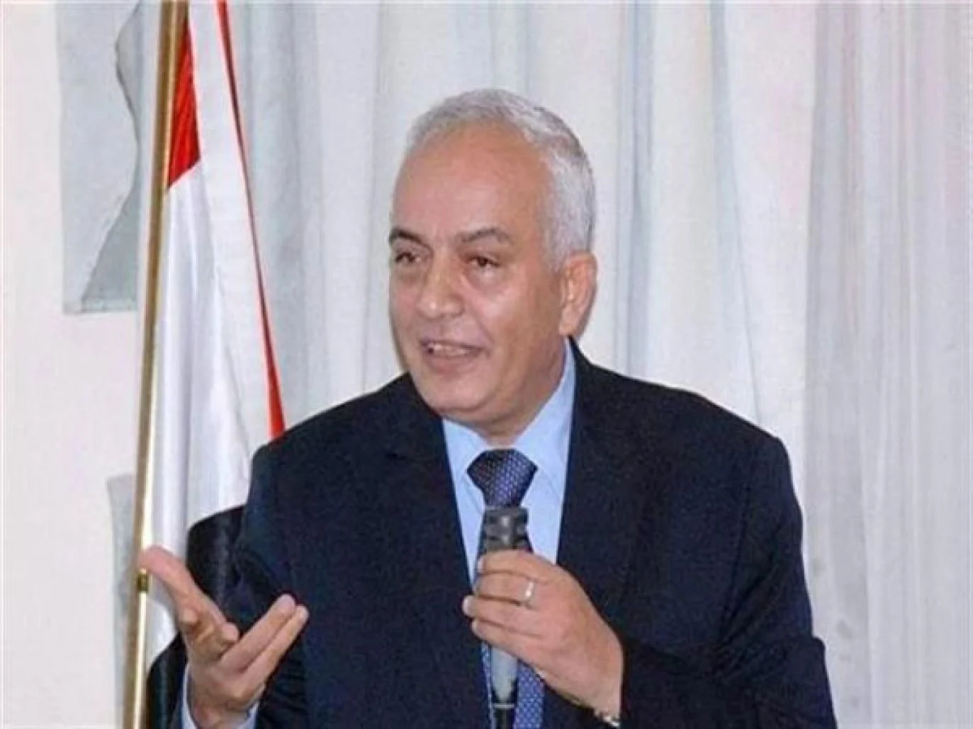 من هو وزير التربية والتعليم رضا حجازي