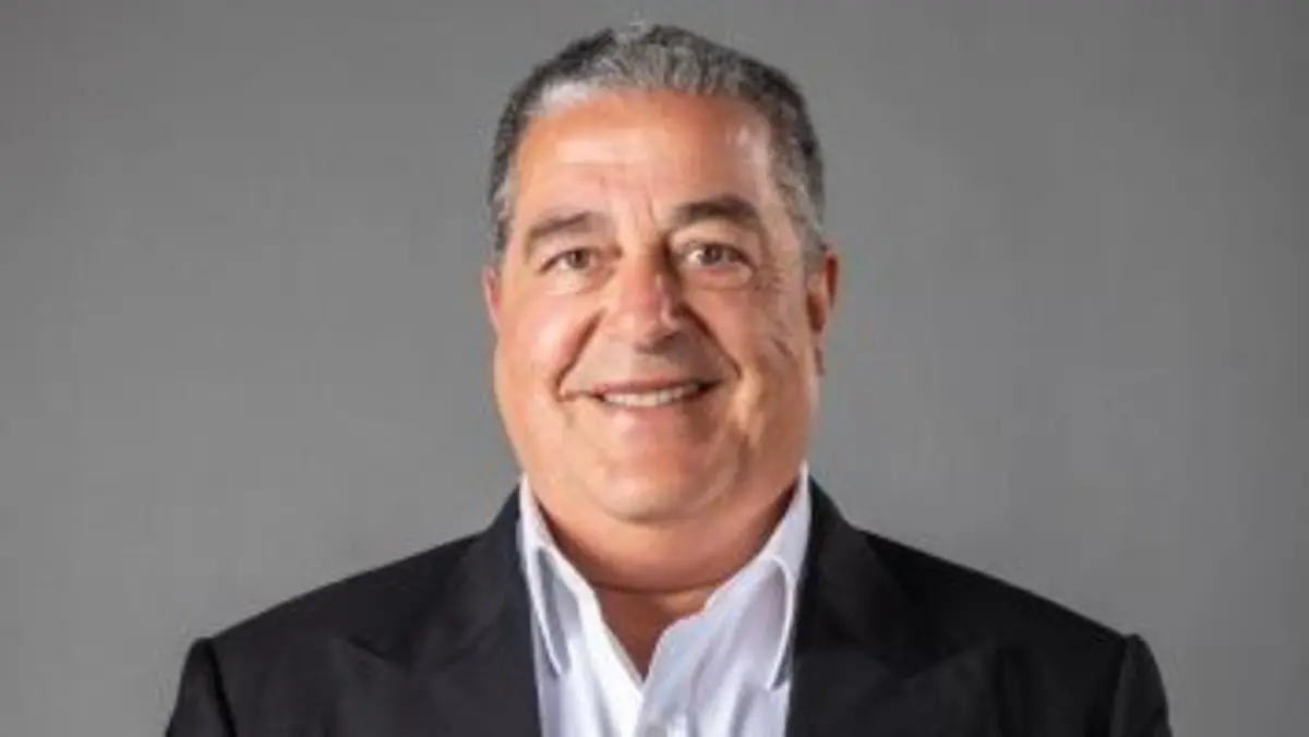 من هو ياسين منصور رجل الاعمال المصري