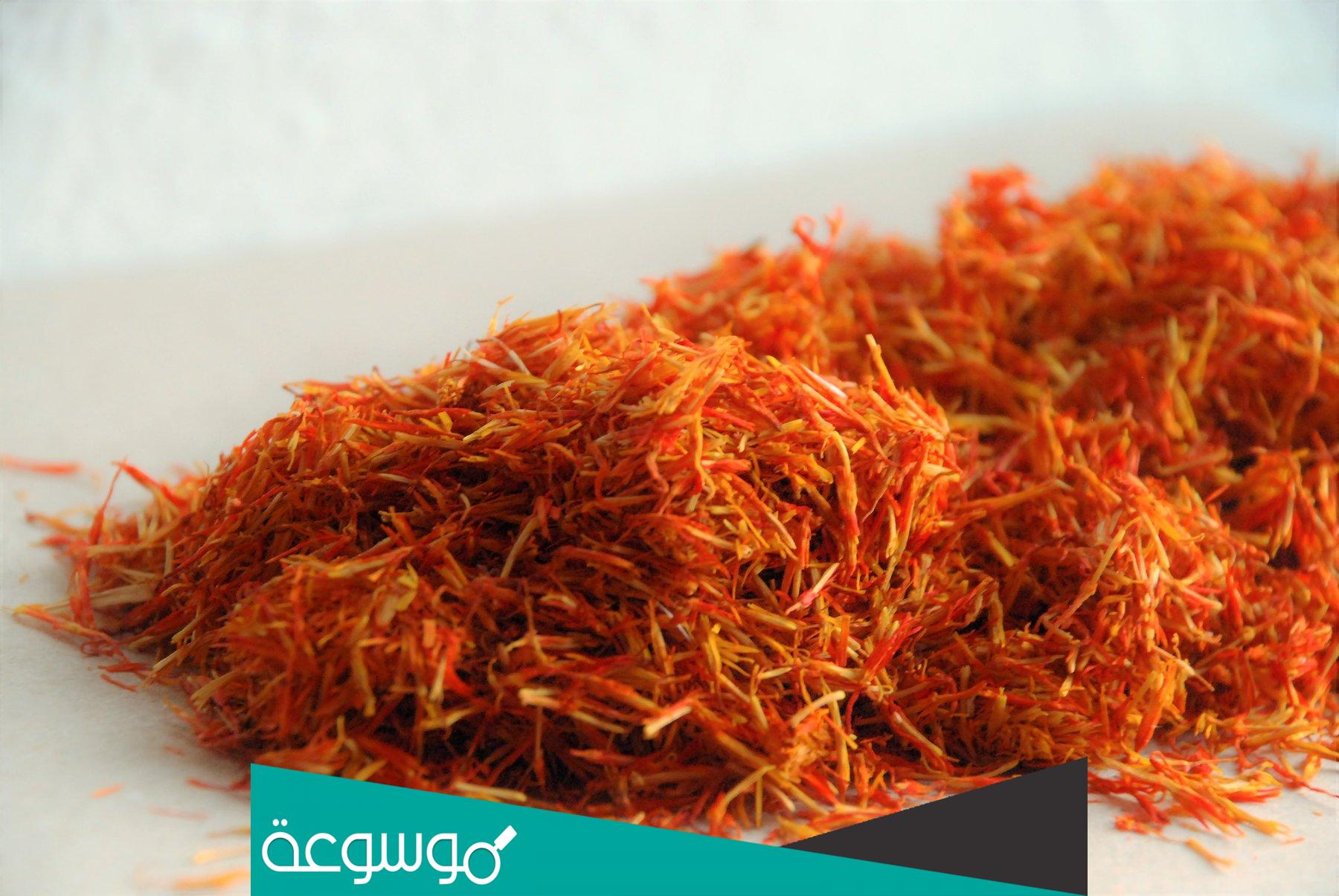 فوائد العصفر للبشرة وطرق استخدامه