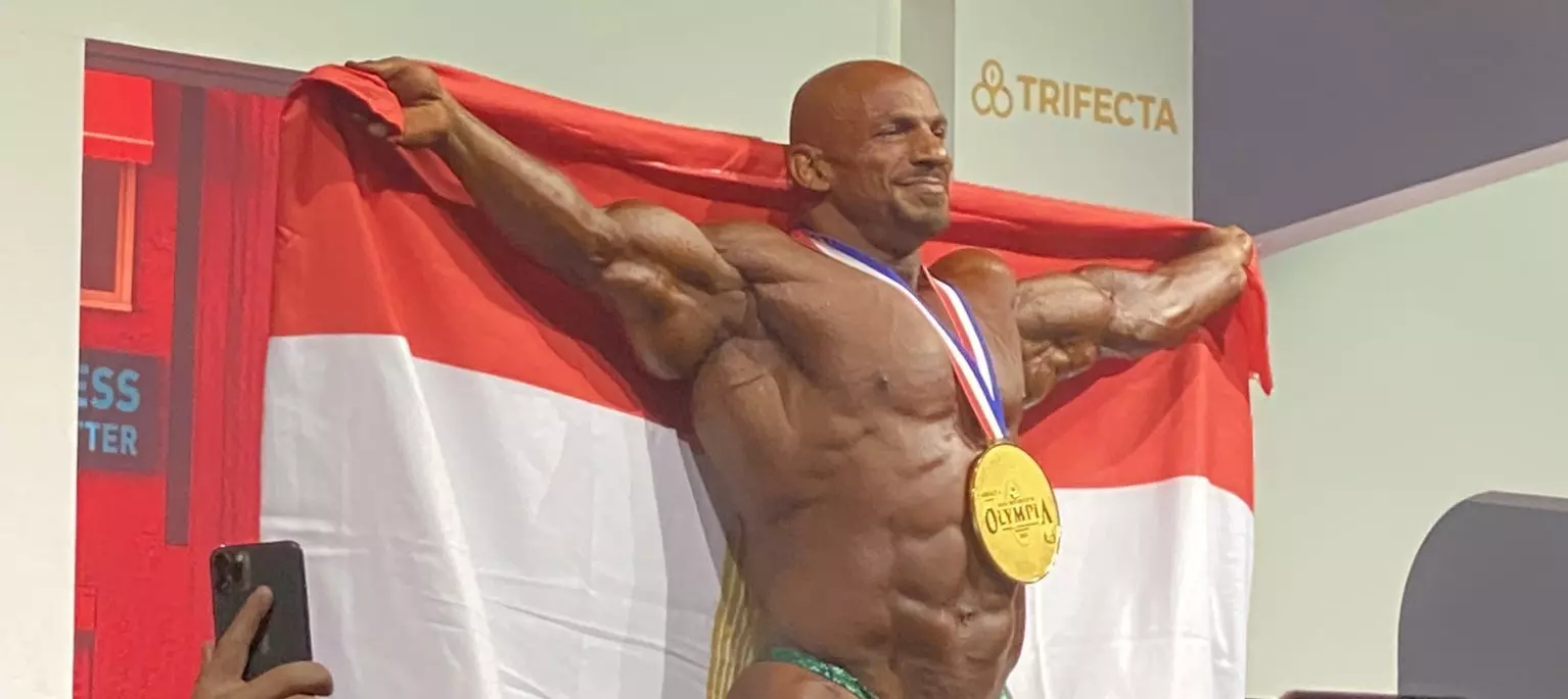 من هو هادي شوبان وزوجته وديانته