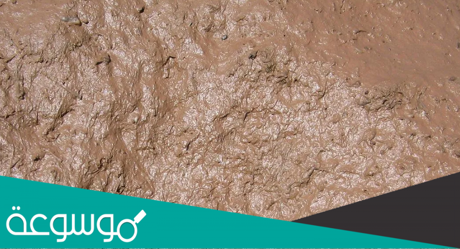 تفسير حلم الطين للمتزوجه ابن سيرين