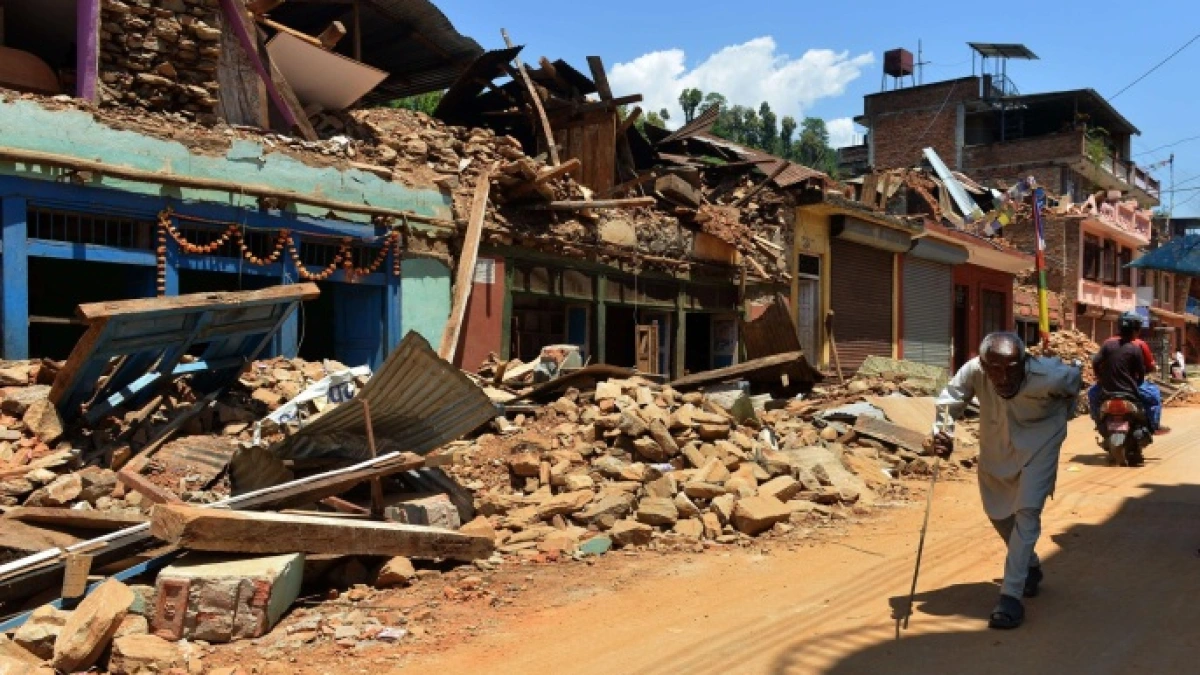 حديث ما اهُتزت أرض تحت قومٍ إلا لكثرة ذنوبهم كامل