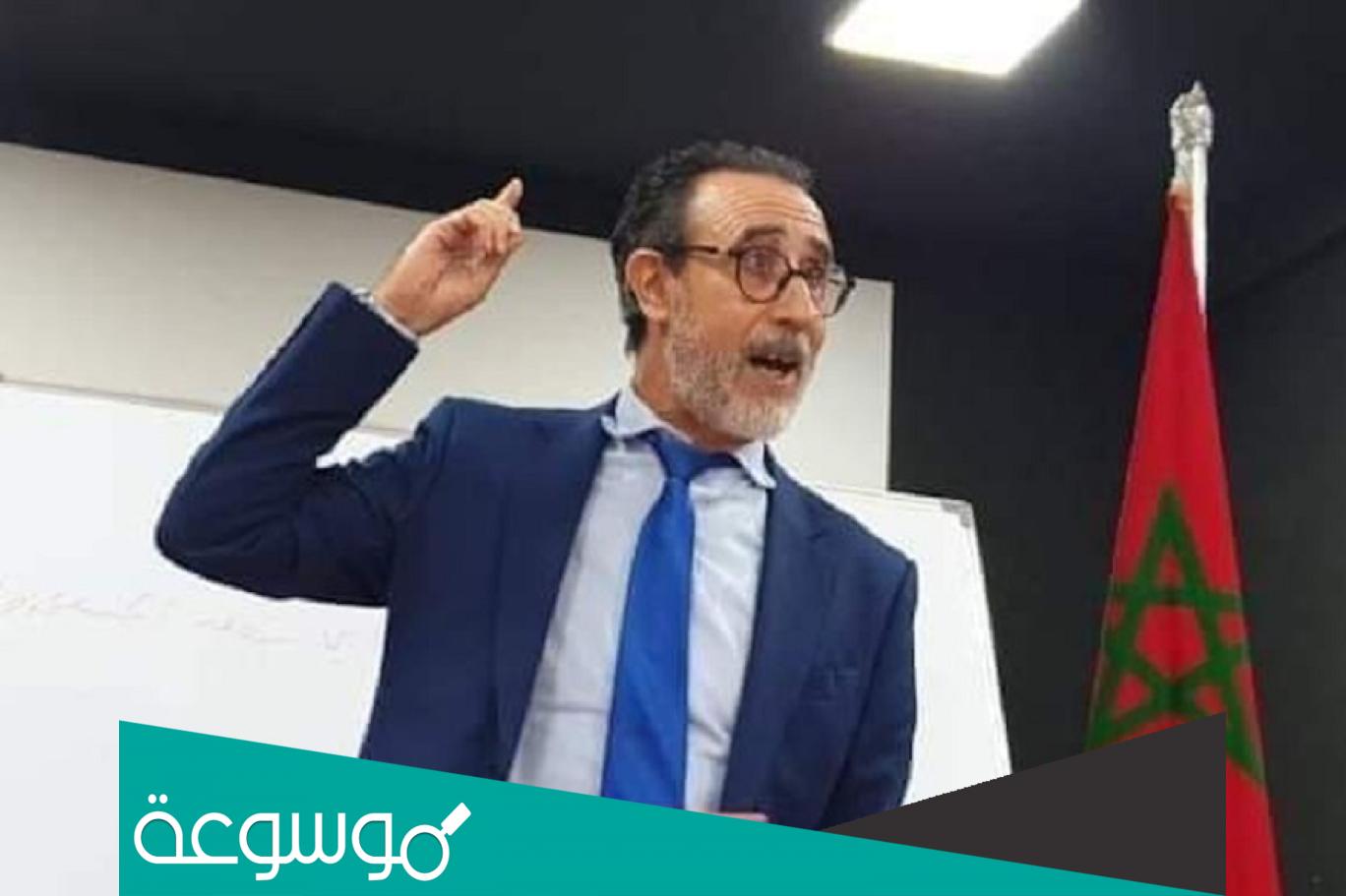 من هو الفنان احمد جواد ويكيبيديا