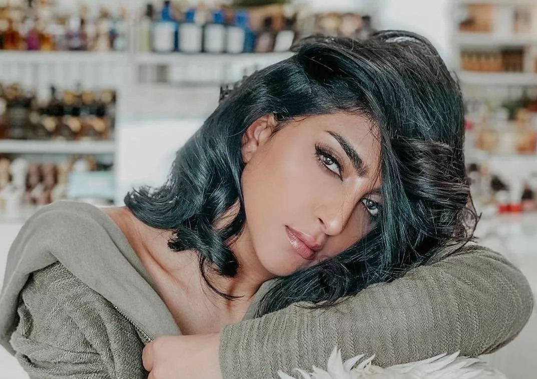 من هو زوج بثينة الرئيسي الحقيقي